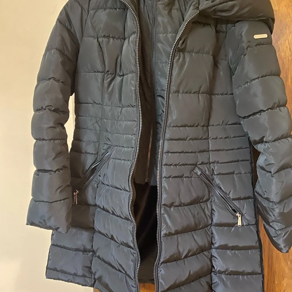 Coat - Picture 2 of 4